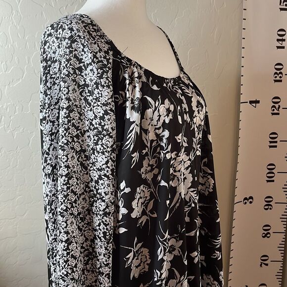 CROFT & Barrow Black & White Floral Print Blouse Sheer Fabric Long Sleeves SZ 2X - Picture 7 of 12